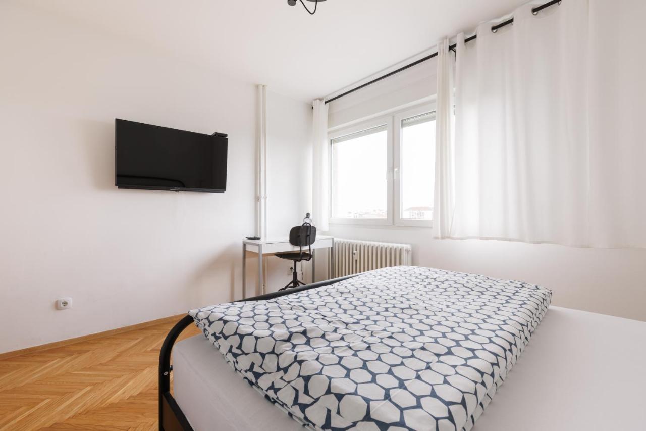 Peron 9 Apartment Загреб Екстериор снимка